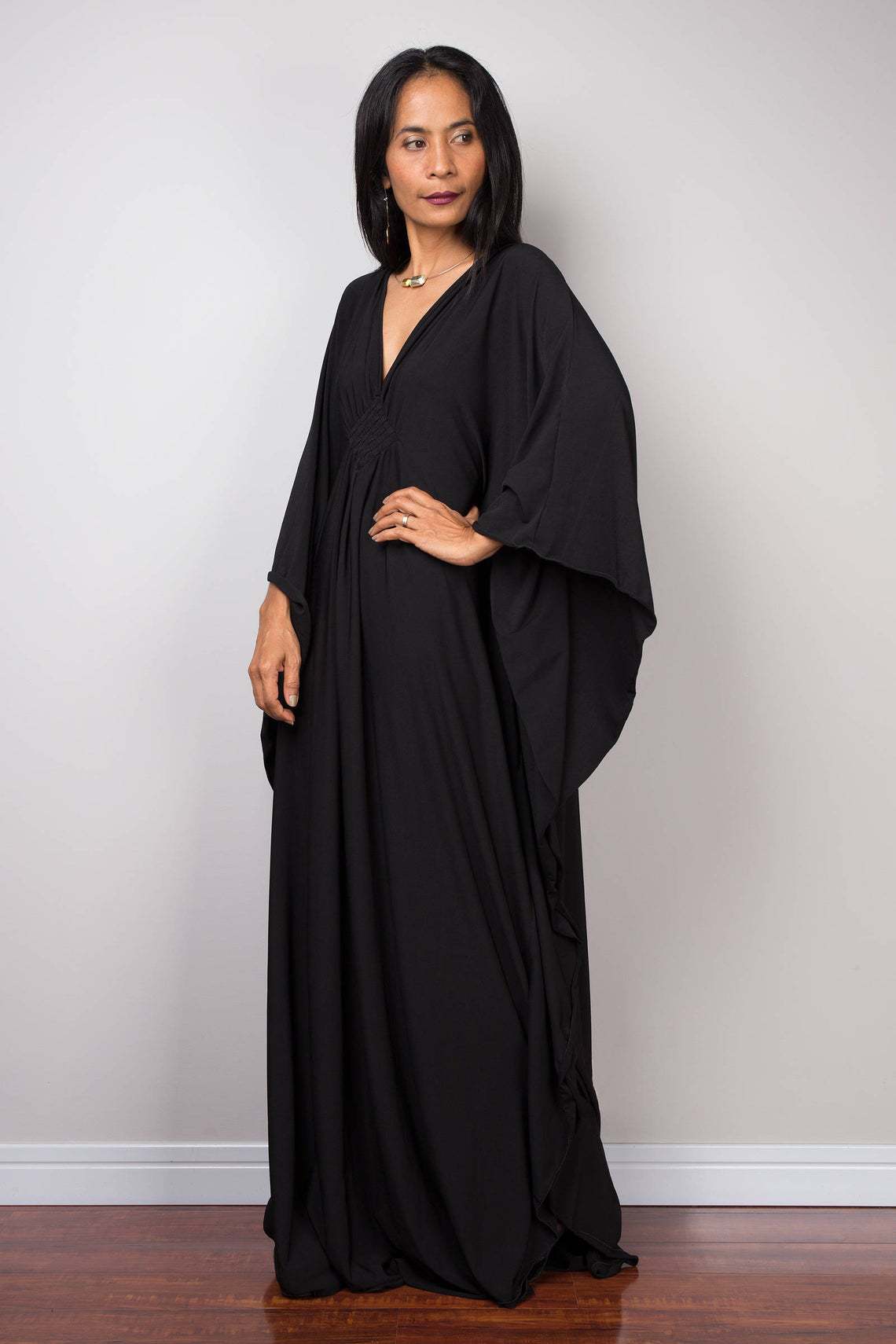 ชุดคลุมชายหาดสีพื้นสำหรับผู้หญ - Cover Up Kaftan บทวิจารณ์และราคา